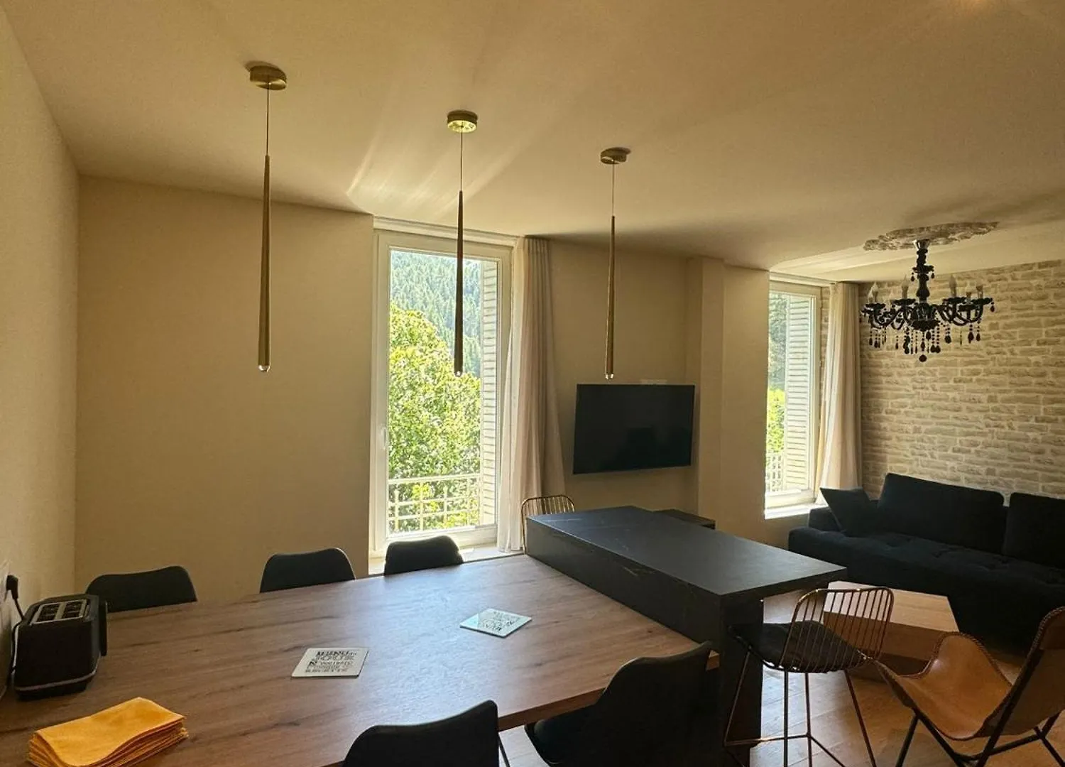 Residence Villa Belle Fleur - 6 Appartements - Capacite D'Accueil De 2 A 8 Personnes Chateau-Ville-Vieille France