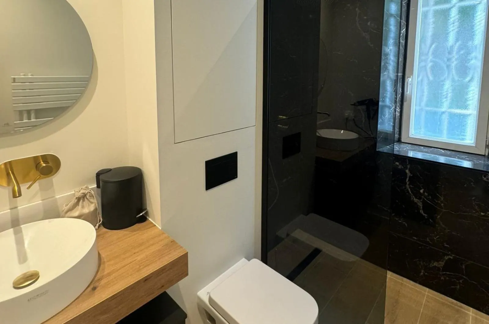 Residence Villa Belle Fleur - 6 Appartements - Capacite D'Accueil De 2 A 8 Personnes Chateau-Ville-Vieille France